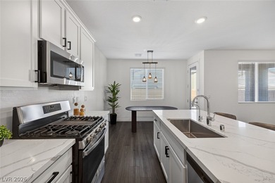 Beautiful contemporary Southwest home** Fully renovated** Open