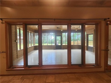 Welcome to 160 Glyndale Circle in Brunswick, GA-a unique and - photo 14