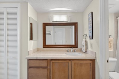 Gorgeous DIRECT OCEAN VIEW from your 1 bedroom/1.5 bath - photo 15