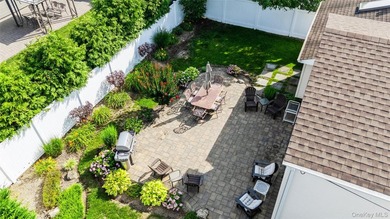 Spectacular doesn't begin to describe this fabulous home...and - photo 28