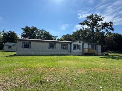 Lake Home For Sale in Tool, Texas