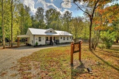 Lake Home For Sale in Ellijay, Georgia