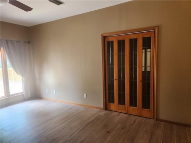 Welcome to 160 Glyndale Circle in Brunswick, GA-a unique and - photo 32
