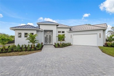 Welcome to your private slice of paradise, perfectly situated on - photo 1