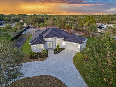 Welcome to your private slice of paradise, perfectly situated on - photo 4