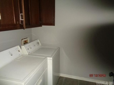 VA owned Property. One story Brick and frame home on a nice - photo 8