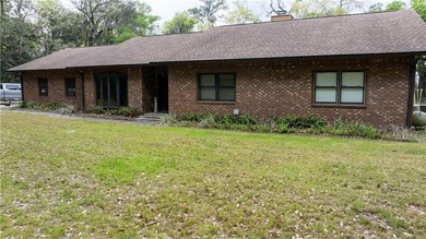 Welcome to 160 Glyndale Circle in Brunswick, GA-a unique and - photo 52