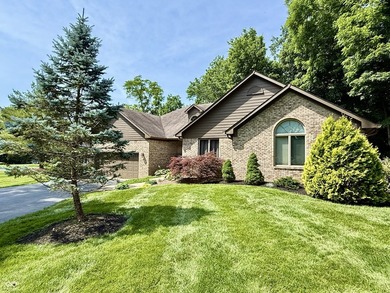 Very rare opportunity to live on Lamb Lake with a level front - photo 3