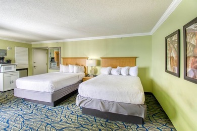 Lowest priced 4-bedroom OCEANFRONT condo at the beach!!! This - photo 8