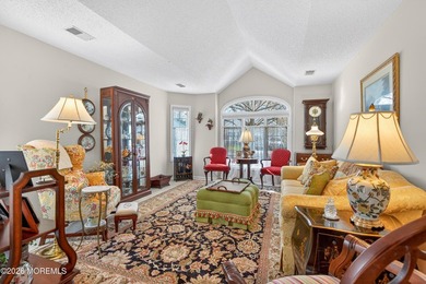 WELCOME TO THIS BEAUTIFUL 3 BEDROOM, 3 FULL BATH, 2-CAR GARAGE - photo 7