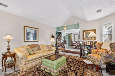 WELCOME TO THIS BEAUTIFUL 3 BEDROOM, 3 FULL BATH, 2-CAR GARAGE - photo 8