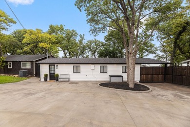 Lake Weatherford Home Sale Pending in Weatherford Texas