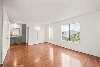 Welcome to this beautifully maintained, 1,515-square-foot - photo 15