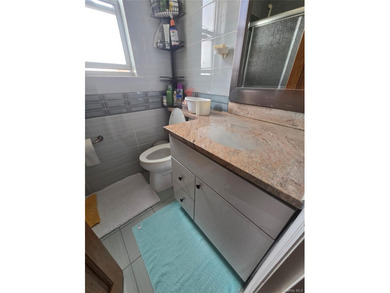 Welcome to this Beatiful 4Bed 3Full Bath duplex-style condo in - photo 20