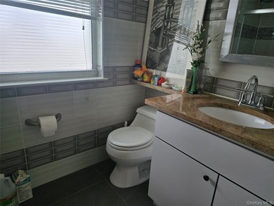 Welcome to this Beatiful 4Bed 3Full Bath duplex-style condo in - photo 26