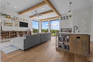 Lake Palestine Home For Sale in Flint Texas