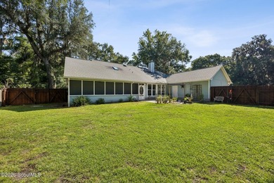 This incredible 4-bedroom, 2-bath home sits on a large corner - photo 42