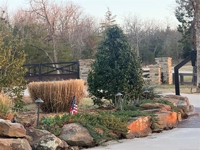 Build your dream lake home at Pelican Point on beautiful Lake - photo 3