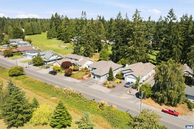 Exceptional craftsman home by Alan Armstrong Construction - photo 49