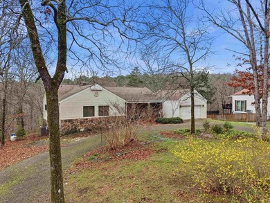 Greers Ferry Lake Home For Sale in Fairfield Bay Arkansas