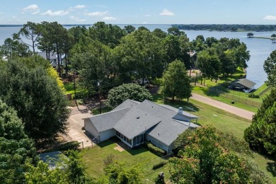 Cedar Creek Lake Home For Sale in Trinidad Texas