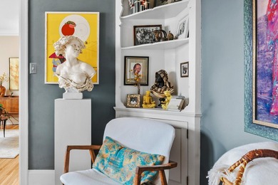 Step inside one of Minneapolis' most exclusive New York-style - photo 11