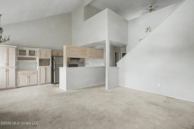 Welcome to this precious 3-bedroom, 2-bathrooms starter home - photo 14
