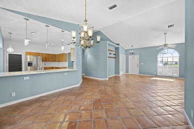 Welcome to this spacious and beautifully maintained 3-bedroom - photo 16