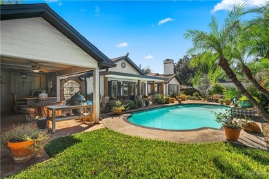 Beautiful home with alot of character in Progresso Lakes. It - photo 21