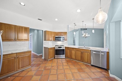 Welcome to this spacious and beautifully maintained 3-bedroom - photo 21
