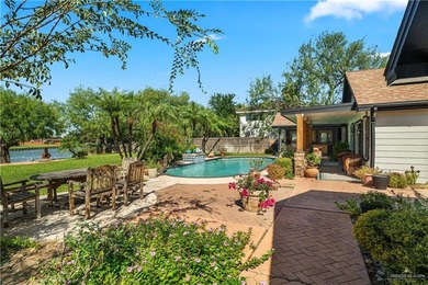 Beautiful home with alot of character in Progresso Lakes. It - photo 26
