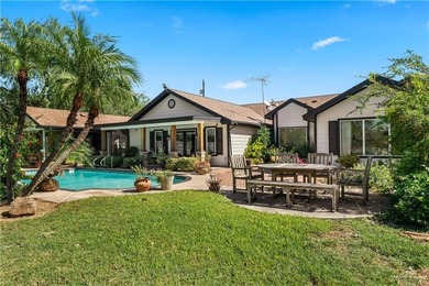 Beautiful home with alot of character in Progresso Lakes. It - photo 27