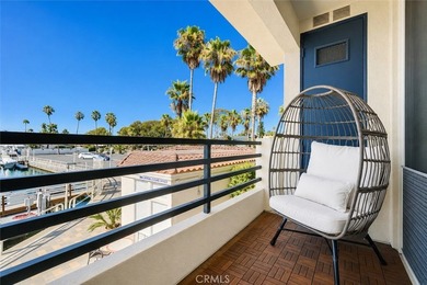 WATERFRONT BLISS, YOU WON'T WANT TO MISS! Welcome to this - photo 29