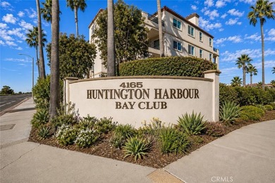 WATERFRONT BLISS, YOU WON'T WANT TO MISS! Welcome to this - photo 33