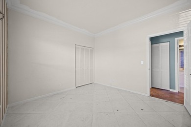 Welcome to this spacious and beautifully maintained 3-bedroom - photo 47