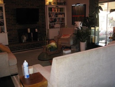 A great home in a great neighborhood. 3 bedrooms, 2 baths, 2car