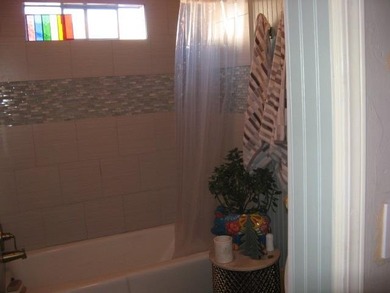 A great home in a great neighborhood. 3 bedrooms, 2 baths, 2car