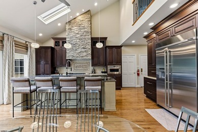 Welcome to 1 Rose Lane-an exceptional residence set within one - photo 8