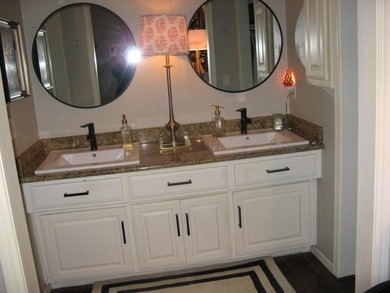 A great home in a great neighborhood. 3 bedrooms, 2 baths, 2car