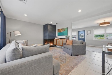 Welcome to this beautifully maintained two story home offering - photo 10