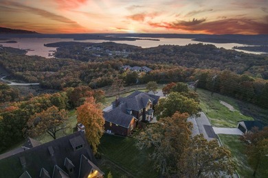 Welcome to an extraordinary lakefront estate in the prestigious - photo 7