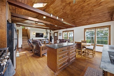 Escape to this thoughtfully designed 3-bedroom, 2-bathroom home - photo 14