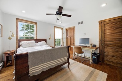 Escape to this thoughtfully designed 3-bedroom, 2-bathroom home - photo 19