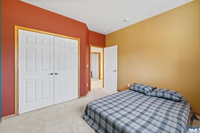 Wake up to breathtaking mountain views while enjoying the - photo 19