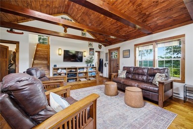 Escape to this thoughtfully designed 3-bedroom, 2-bathroom home - photo 23