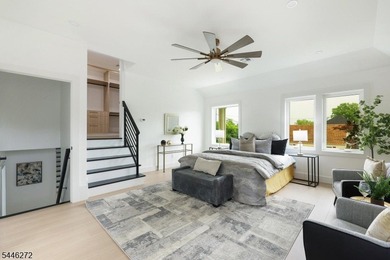 COMMUTER'S DREAM EXQUISITE NEW EAST FACING CONTEMPORARY MODERN - photo 28