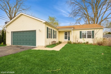 Lake Home Sale Pending in Mchenry, Illinois