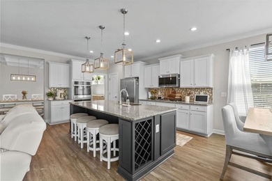 Excellent value for this immaculate home located in desirable - photo 7