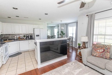 Welcome to this charming 2-bedroom, 2.5-bath townhome nestled in - photo 5