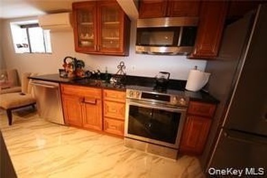 Great opportunity to own a beautiful renovated home on a 50 x - photo 18